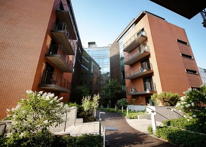 Spacious Close To Main Station / Galeria ska
